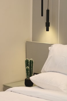 elite hotel