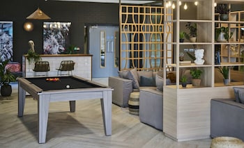 for students only deakins pl in nottingham