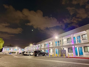 royale inn motel