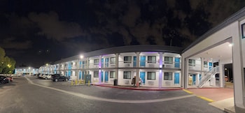 royale inn motel