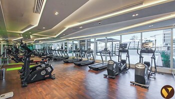 vogue jewelz resident near miraclegarden