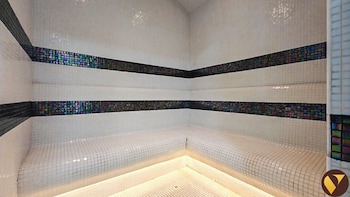 vogue jewelz resident near miraclegarden