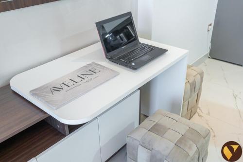 vogue jewelz resident near miraclegarden