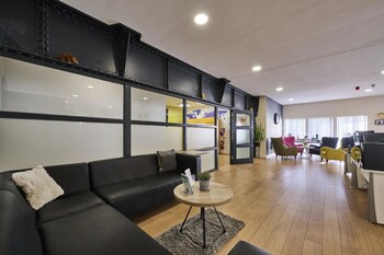 For Students Only Upperton Rd Studios In Leicester,,2 star
