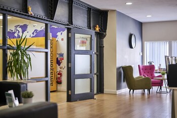 For Students Only Upperton Rd Studios In Leicester,,2 star