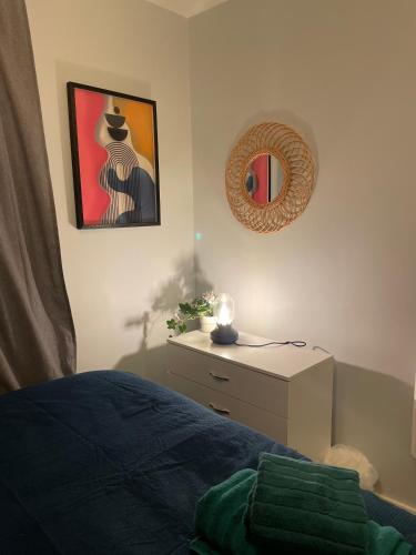 stylish retreat sleeps 6 terrace 2bedroom petsok