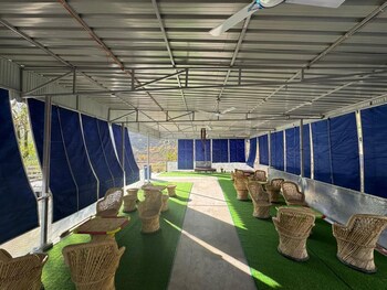 Star Vibes Resort,,2 star