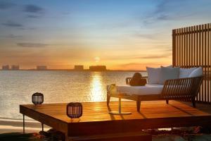 the ritz carlton ras al khaimah al hamra beach