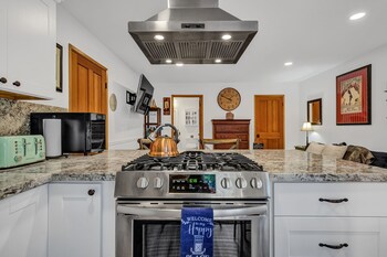 Mays Luxury Farm Stays,,2 star