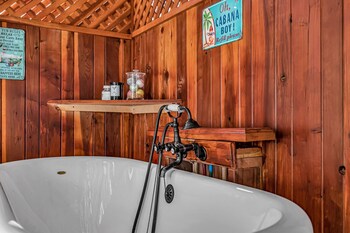 mays luxury farm stays