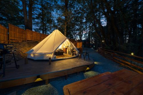 mays luxury farm stays