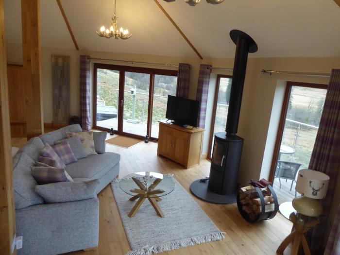 dalnoid cottages and treehouses