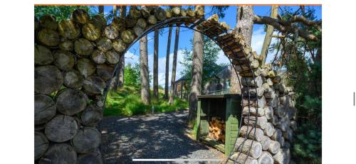 dalnoid cottages and treehouses