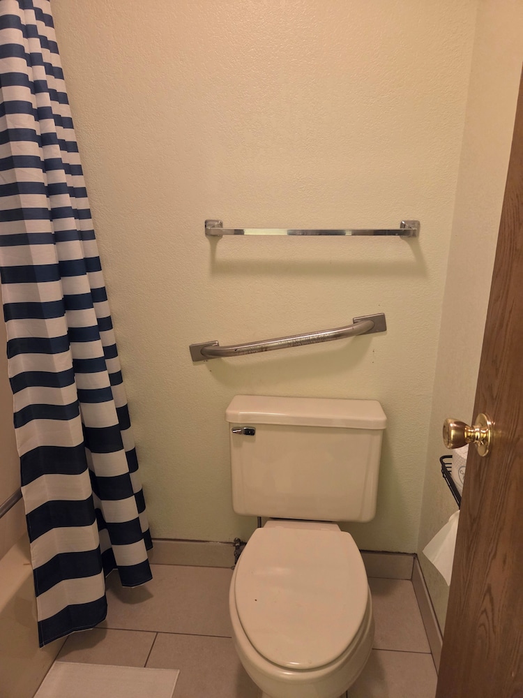 chesaning inn and suites