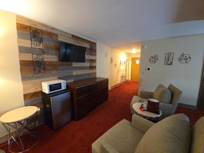 chesaning inn and suites
