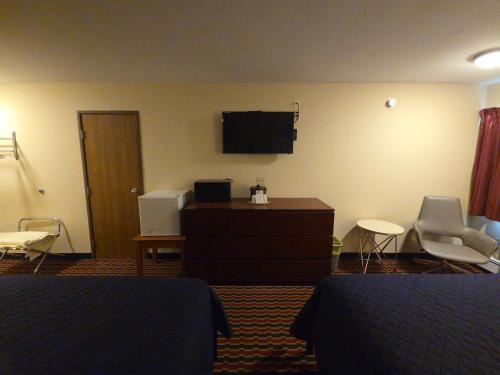 chesaning inn and suites