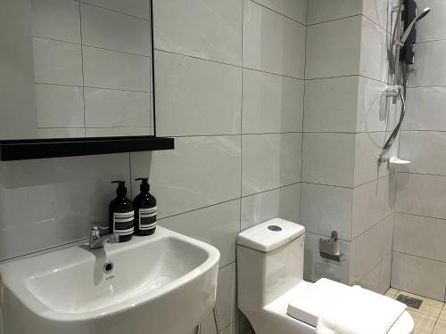 amber cove melaka by manhattan group