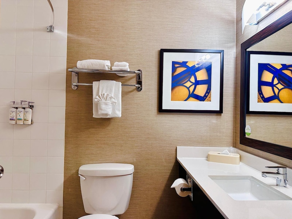 holiday inn hotel and suites regina by ihg