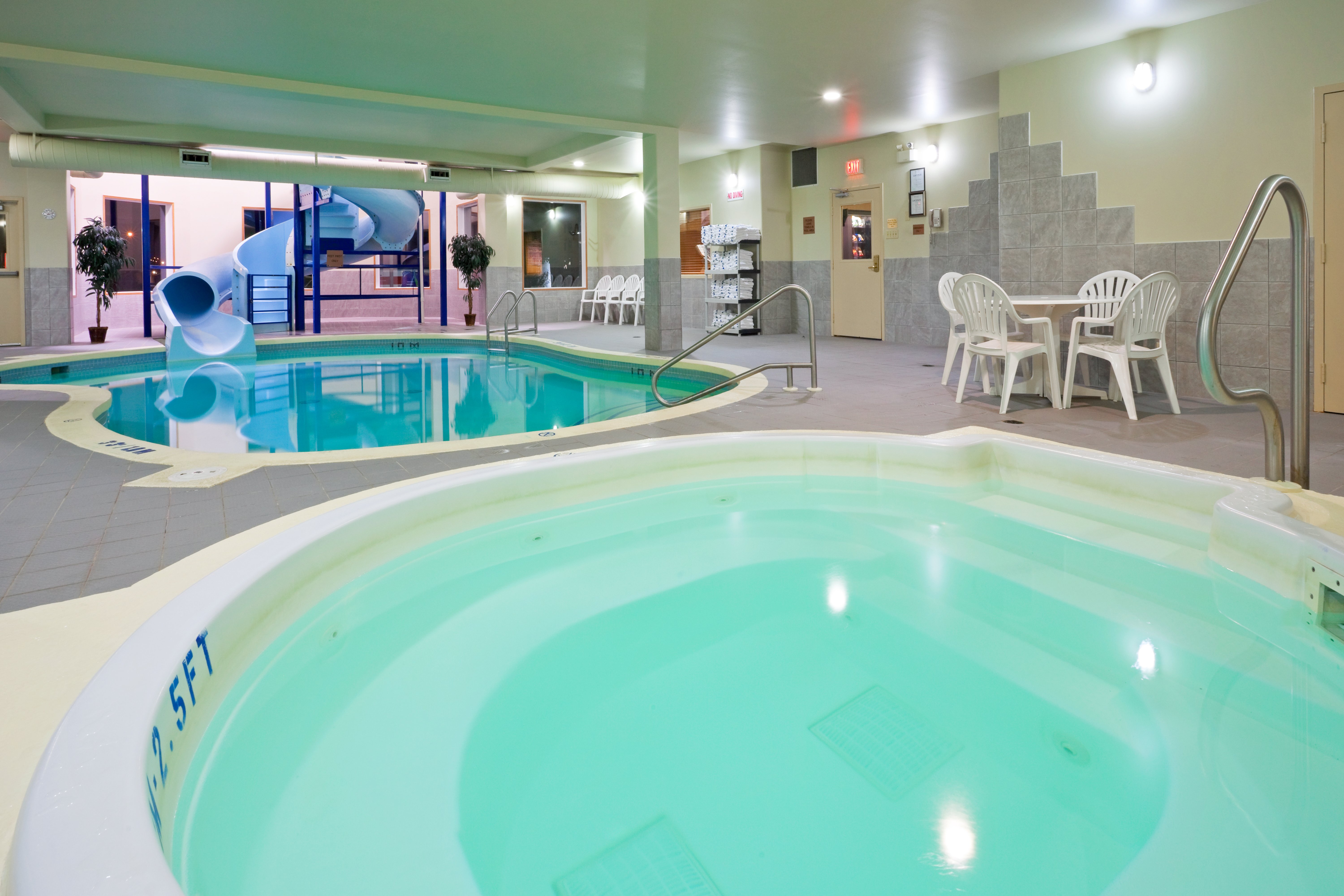 holiday inn hotel and suites regina by ihg