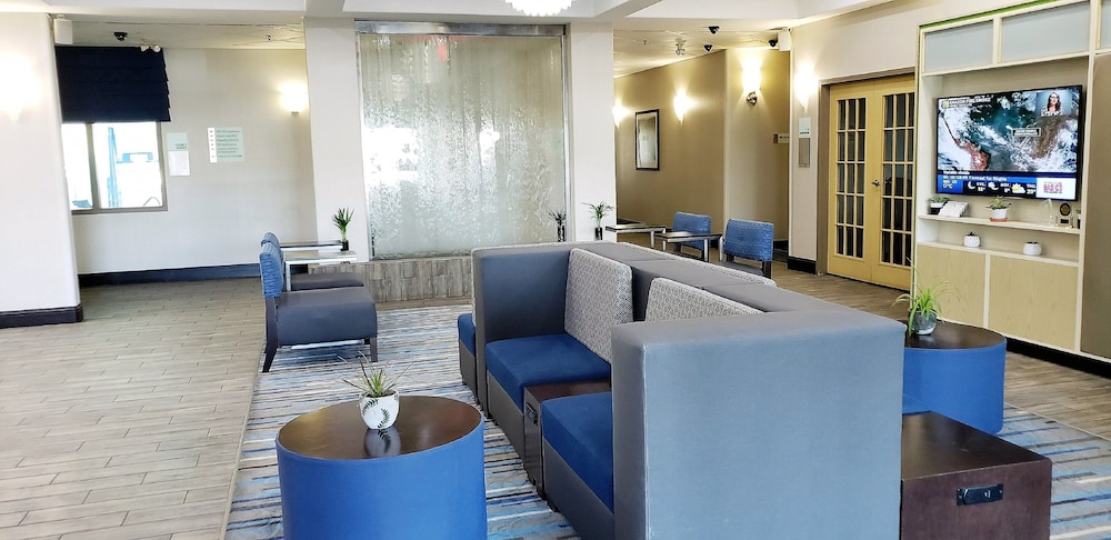 holiday inn hotel and suites regina by ihg