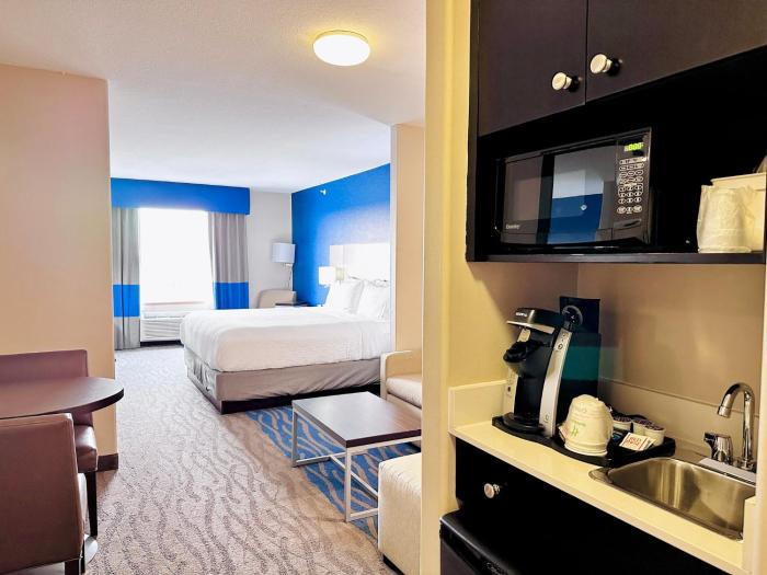 holiday inn hotel and suites regina by ihg