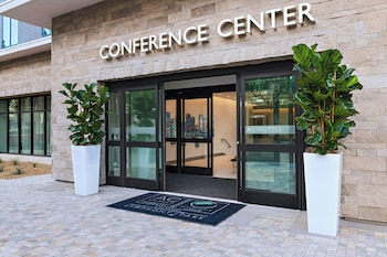 ac hotel las vegas symphony park