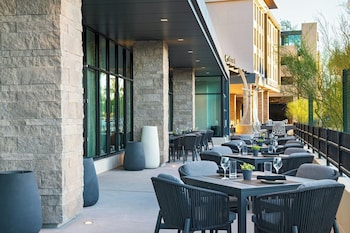 ac hotel las vegas symphony park