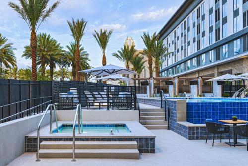 ac hotel las vegas symphony park