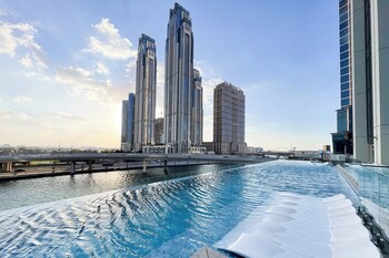 Simply Comfort In Missoni Top Floor With Sea, Canal And Burj Khalifa Views,,3 star