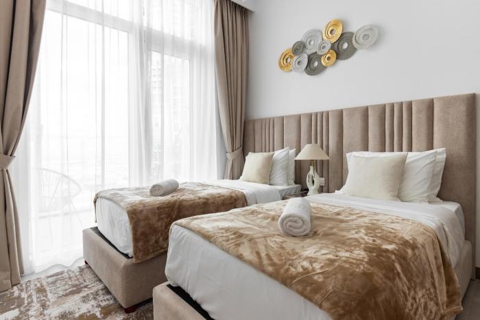 simply comfort in missoni top floor with sea canal and burj khalifa views