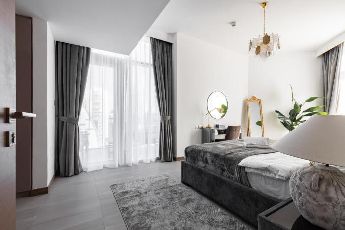 simply comfort in missoni top floor with sea canal and burj khalifa views
