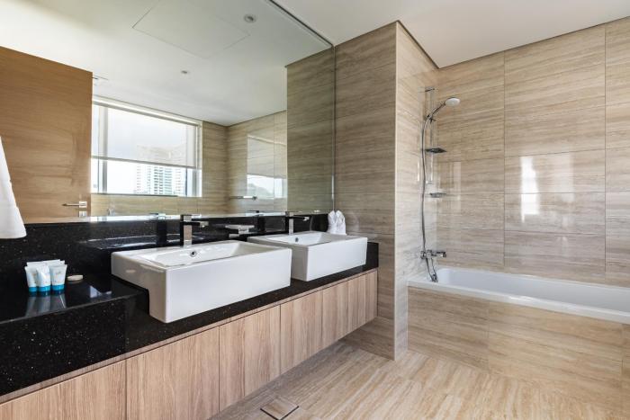 simply comfort in missoni top floor with sea canal and burj khalifa views