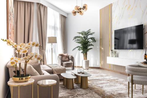 simply comfort in missoni top floor with sea canal and burj khalifa views