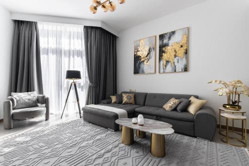 simply comfort in missoni top floor with sea canal and burj khalifa views