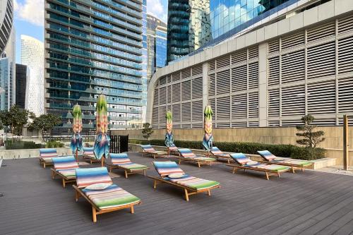 simply comfort in missoni top floor with sea canal and burj khalifa views