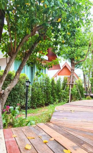 siri lagoona resort