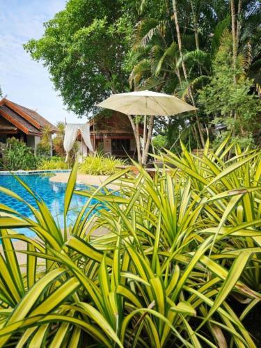 siri lagoona resort