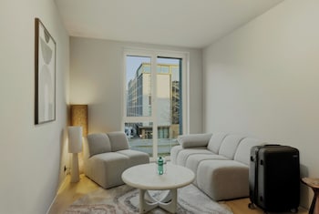 Belmont Residences,,4 star