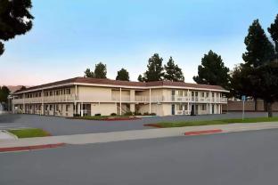 super 8 by wyndham san jose