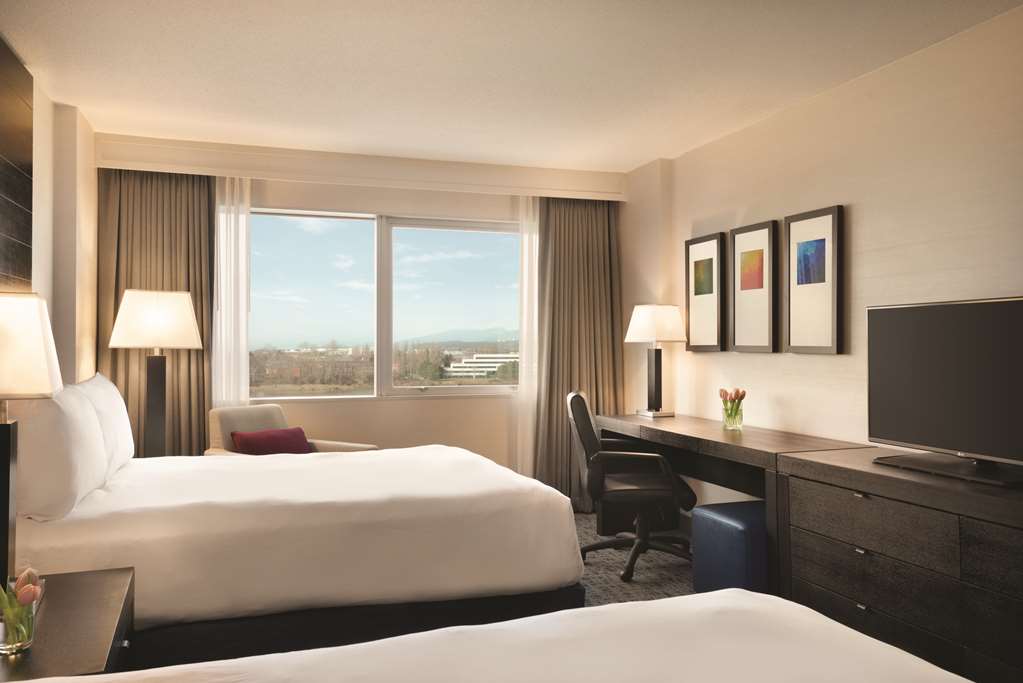 radisson hotel vancouver airport