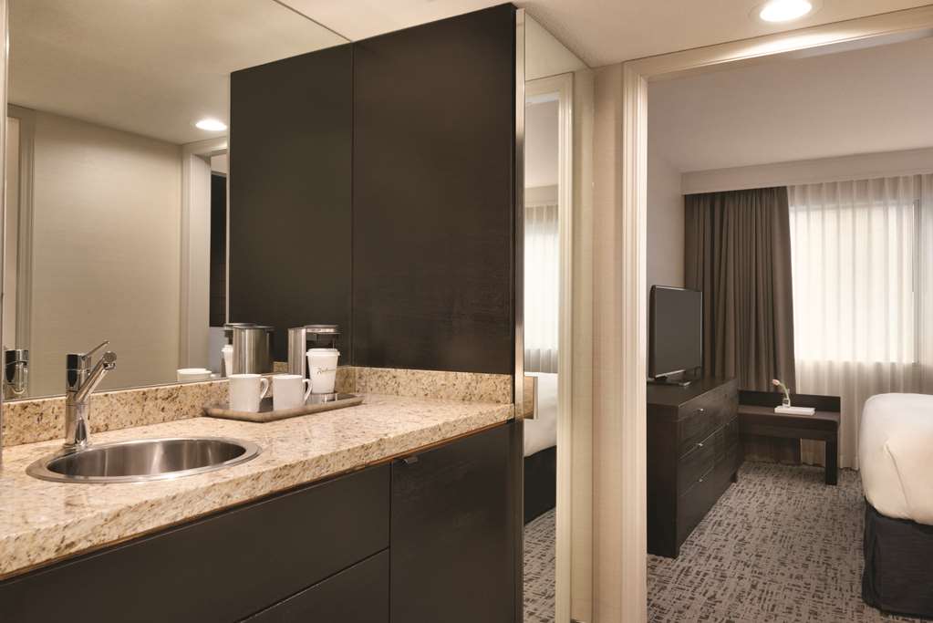 radisson hotel vancouver airport