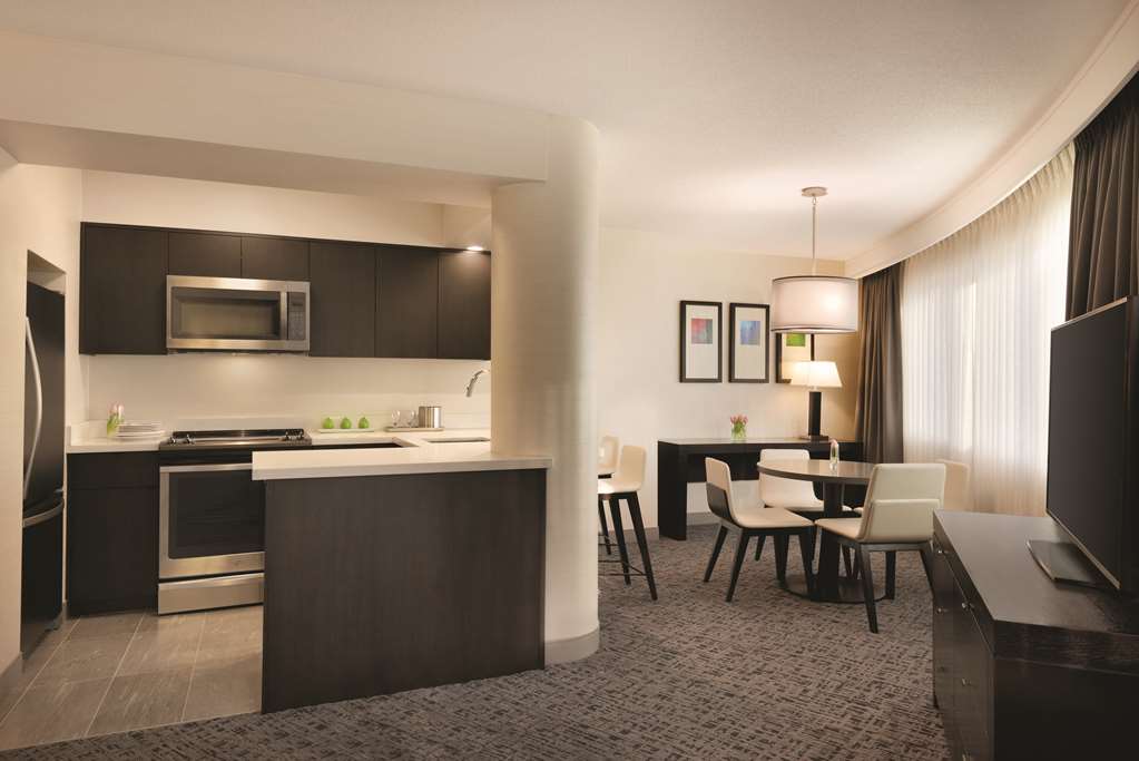 radisson hotel vancouver airport