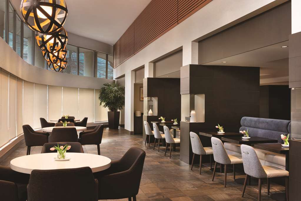 radisson hotel vancouver airport