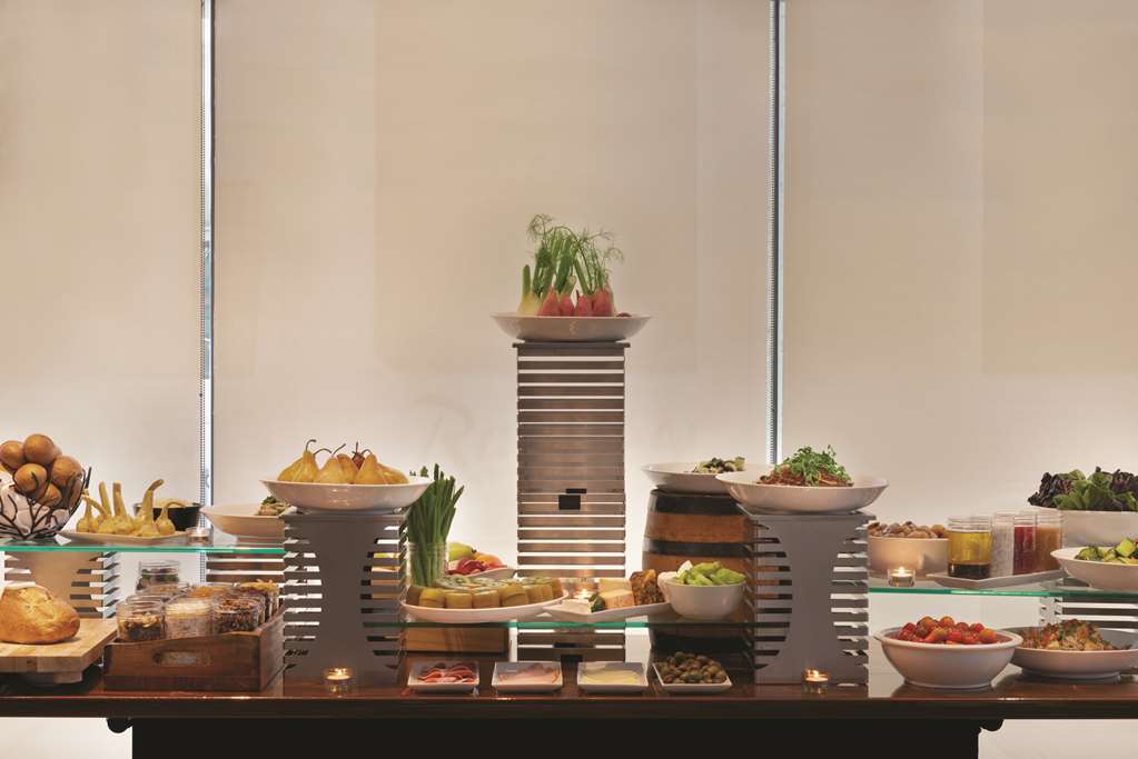 radisson hotel vancouver airport