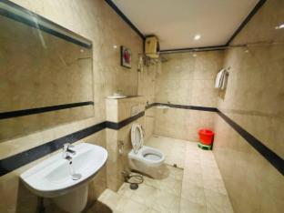 the royal city hotel