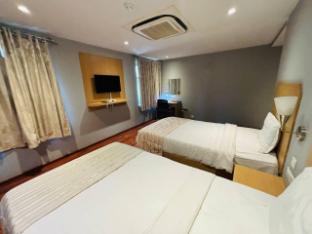 the royal city hotel