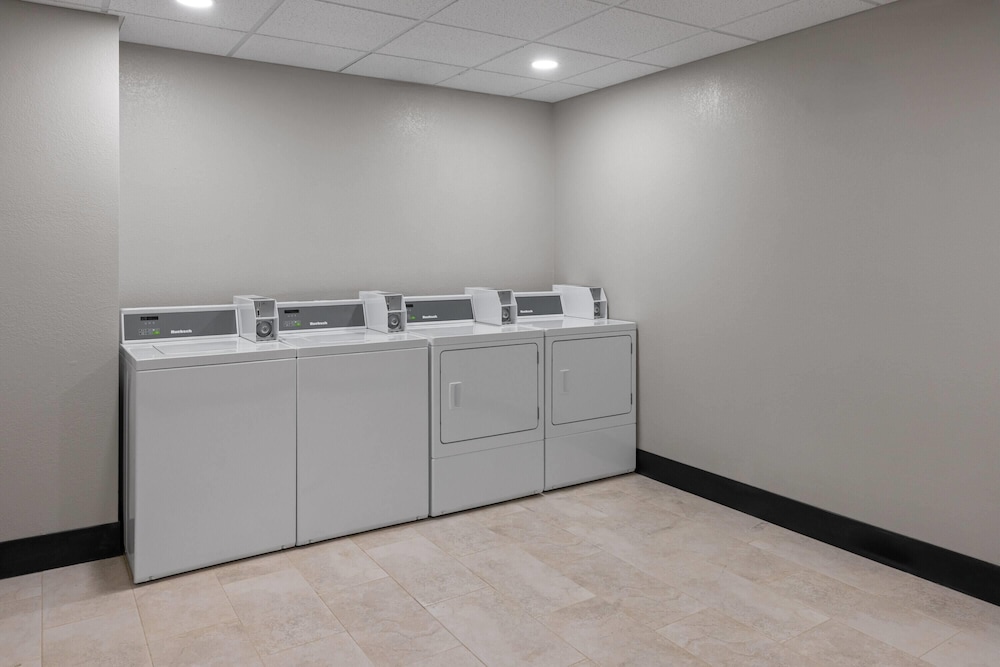 la quinta inn and suites by wyndham phoenix west glendale