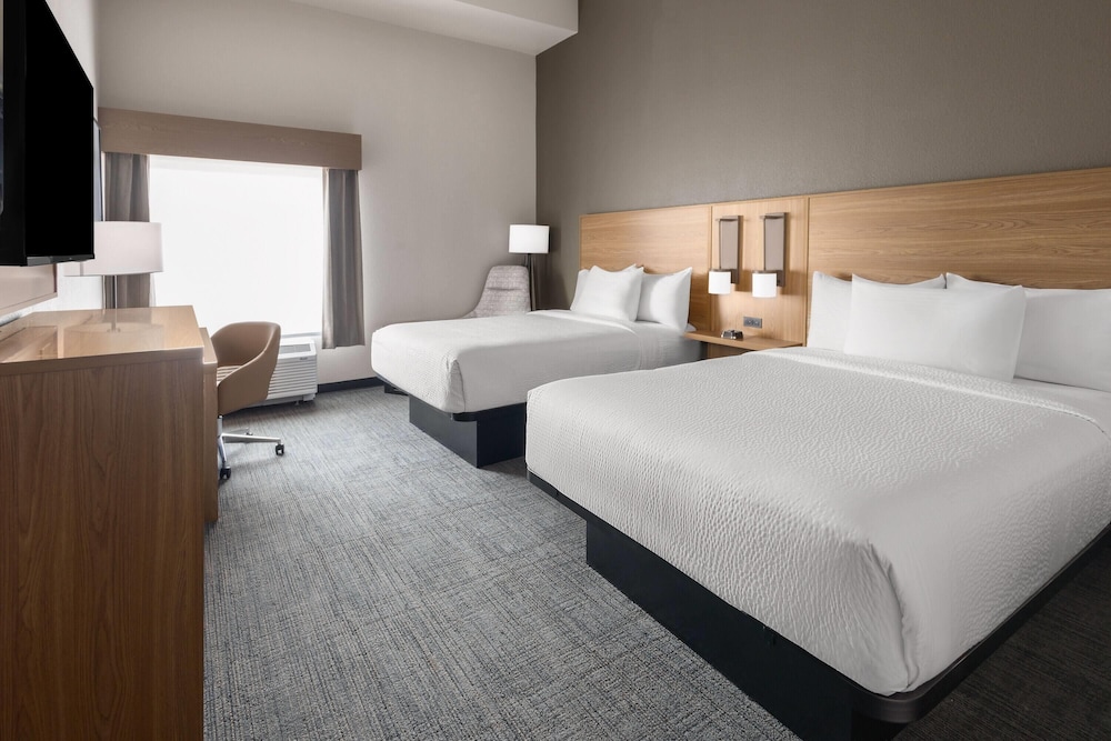 la quinta inn and suites by wyndham phoenix west glendale