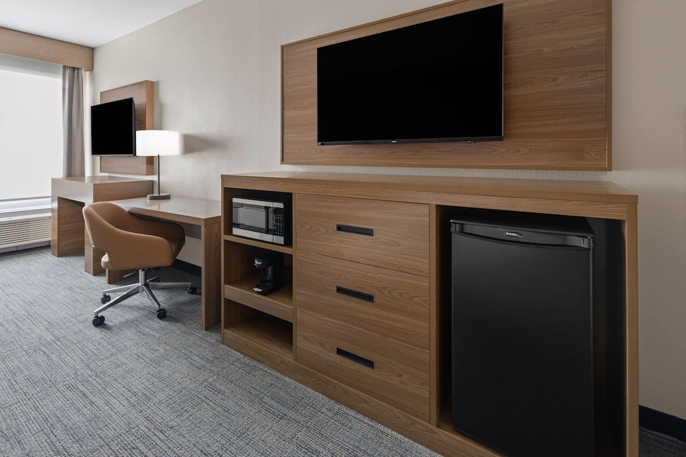 la quinta inn and suites by wyndham phoenix west glendale