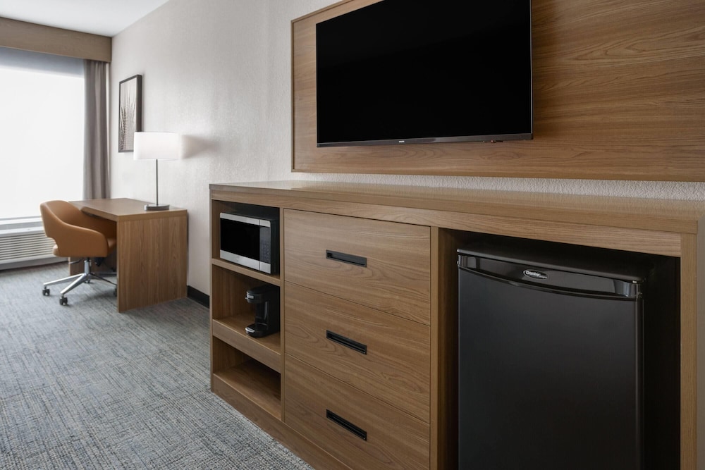 la quinta inn and suites by wyndham phoenix west glendale
